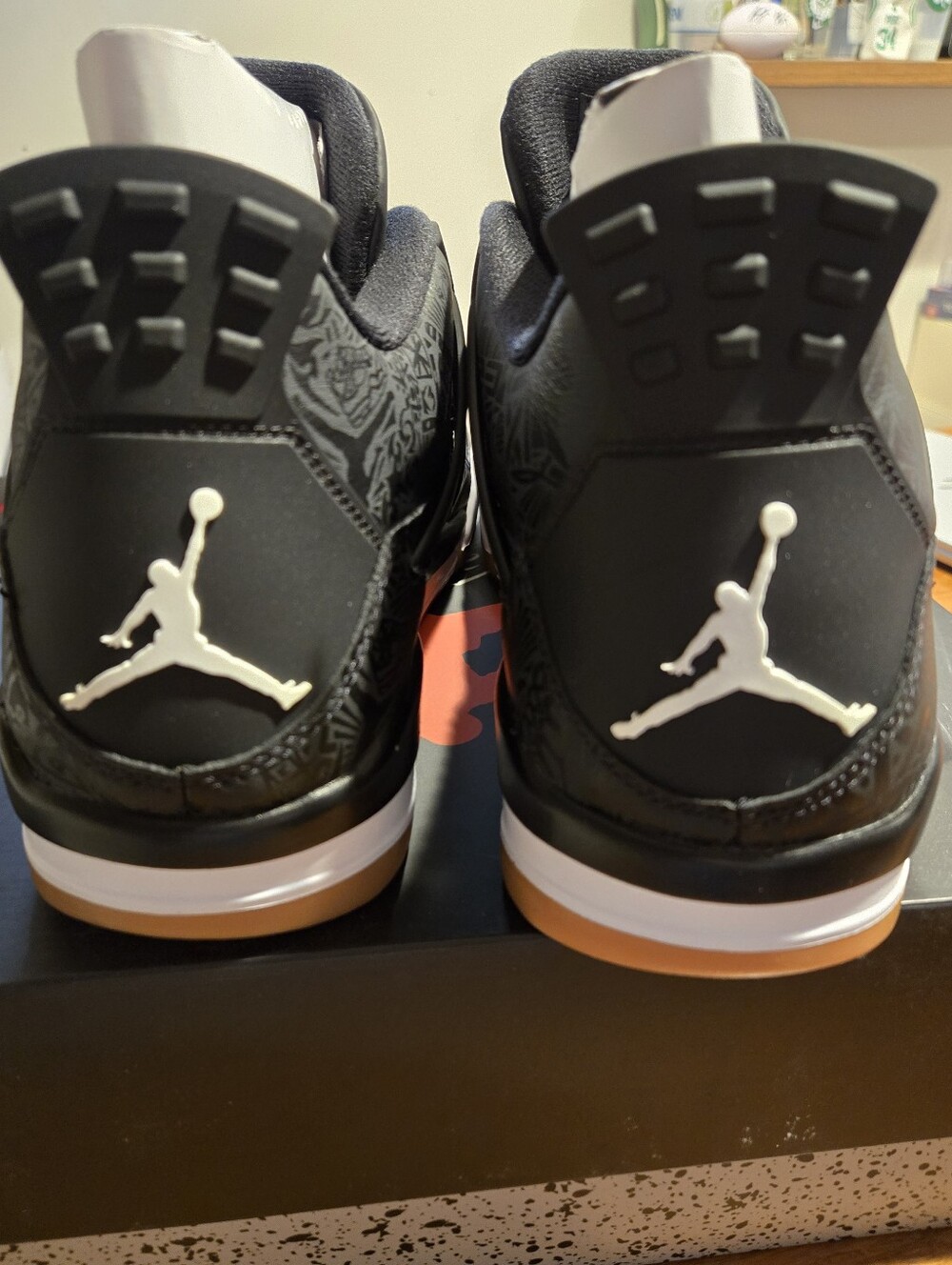 AIR JORDAN 4 RETRO SE LASER BLACK GUM SIZ3 15